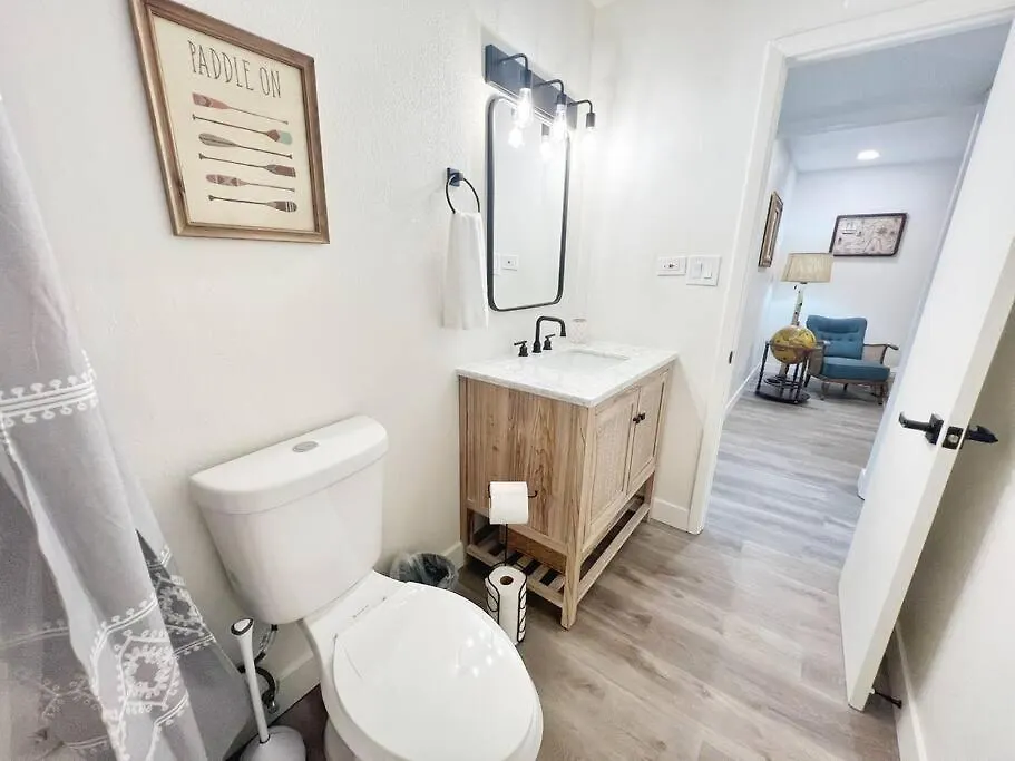 Urban Explorer: 2Br Asu & Mill Tempe