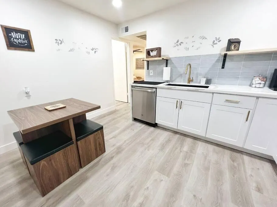 Urban Explorer: 2Br Asu & Mill Tempe